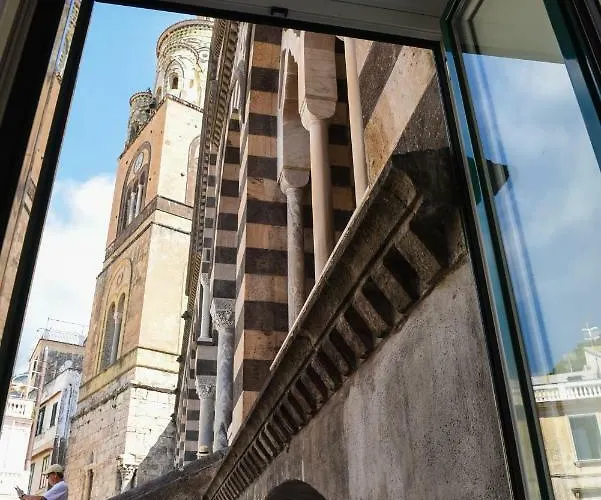 Amalfi Cathedral Suite
